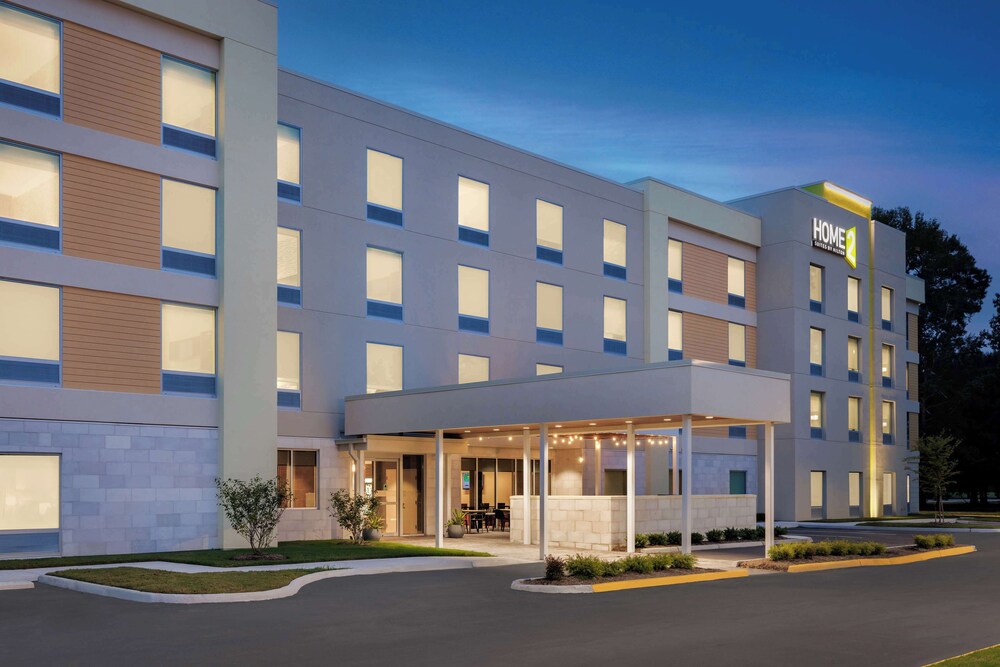 Home2 Suites by Hilton Virginia Beach Princess Anne - photo 37