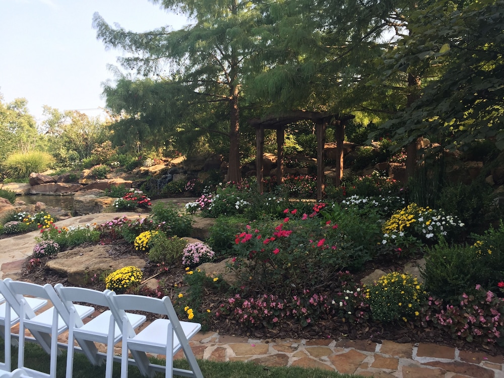 Dominion Gardens and Hotel - photo 54