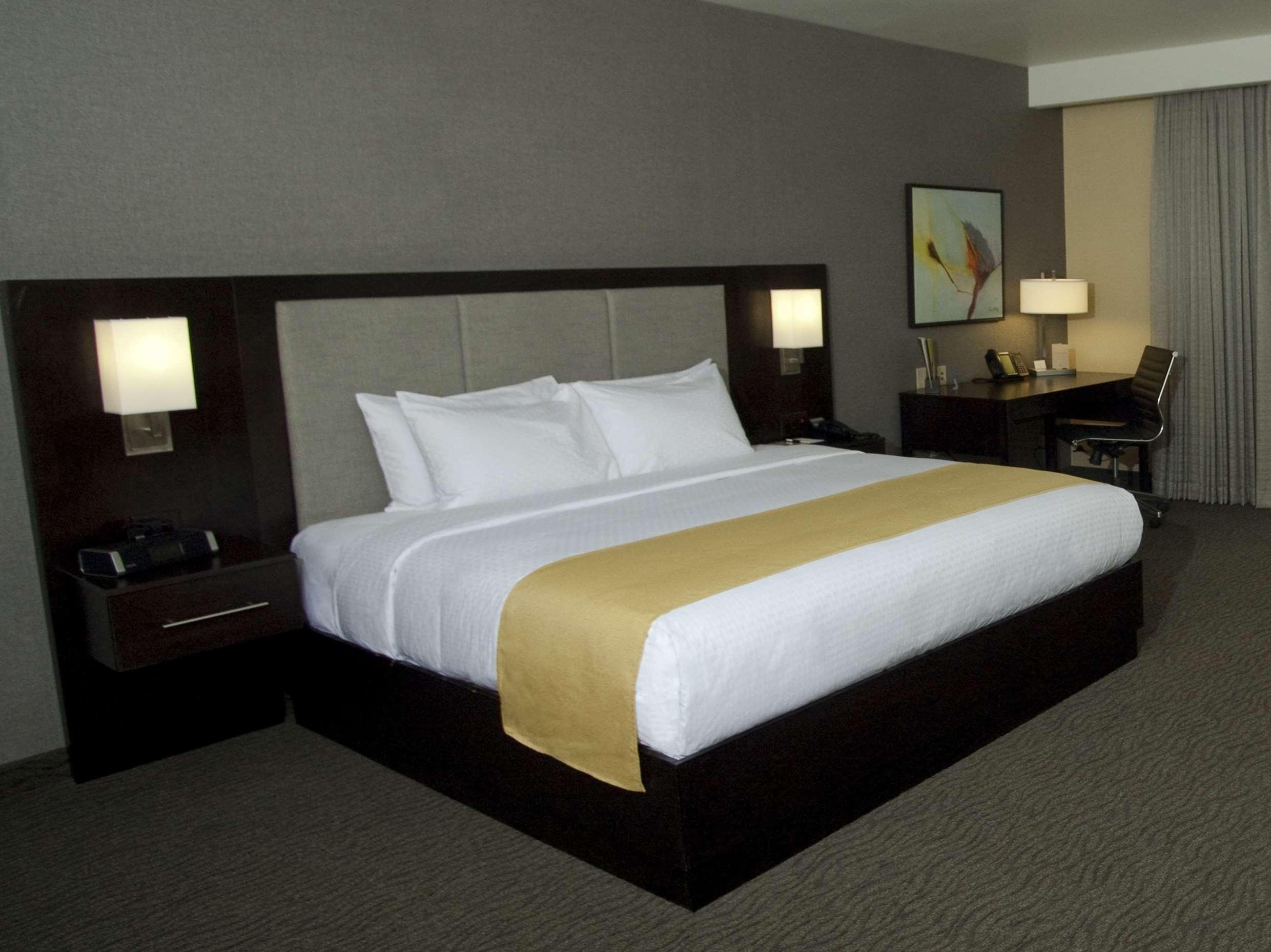 Doubletree By Hilton Hotel Bemidji - photo 24