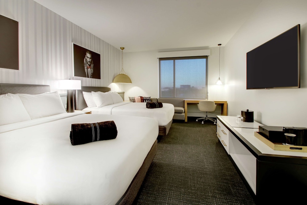 The Rose Chicago Tapestry Collection by Hilton - photo 19