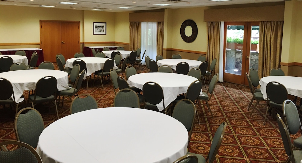 The Inn At Holiday Valley - photo 42
