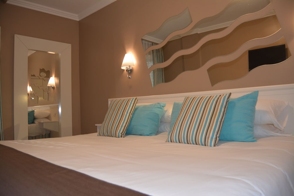 RF La Quinta Park Suites — Santa Ursula — photo 2