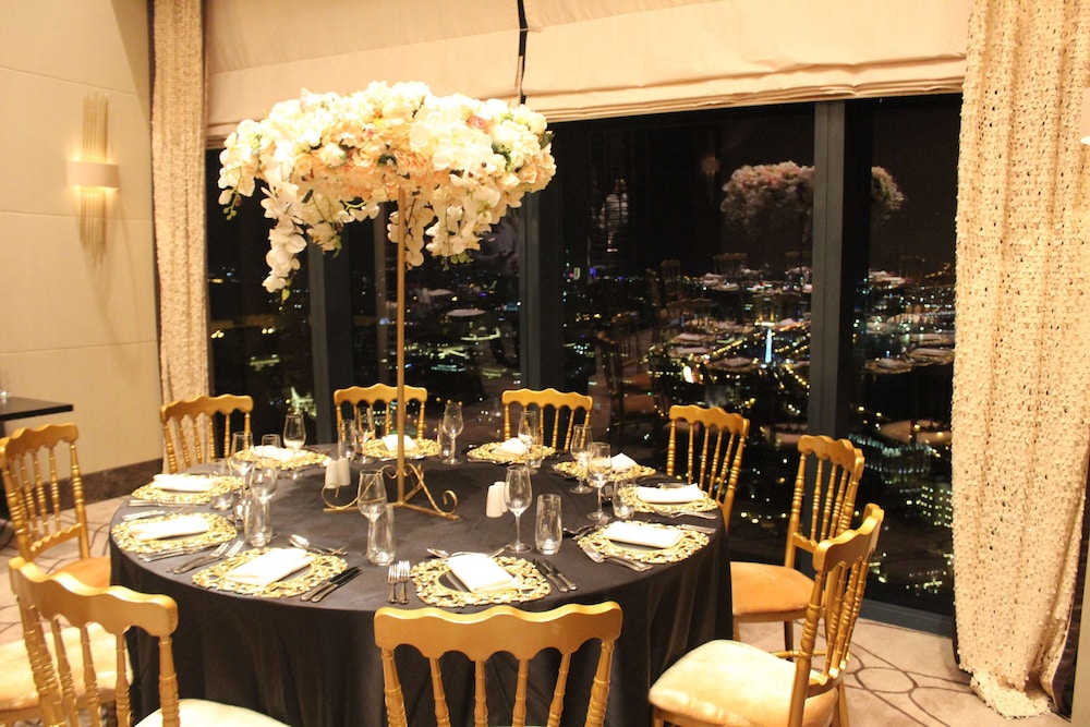 מזון ומשקאות