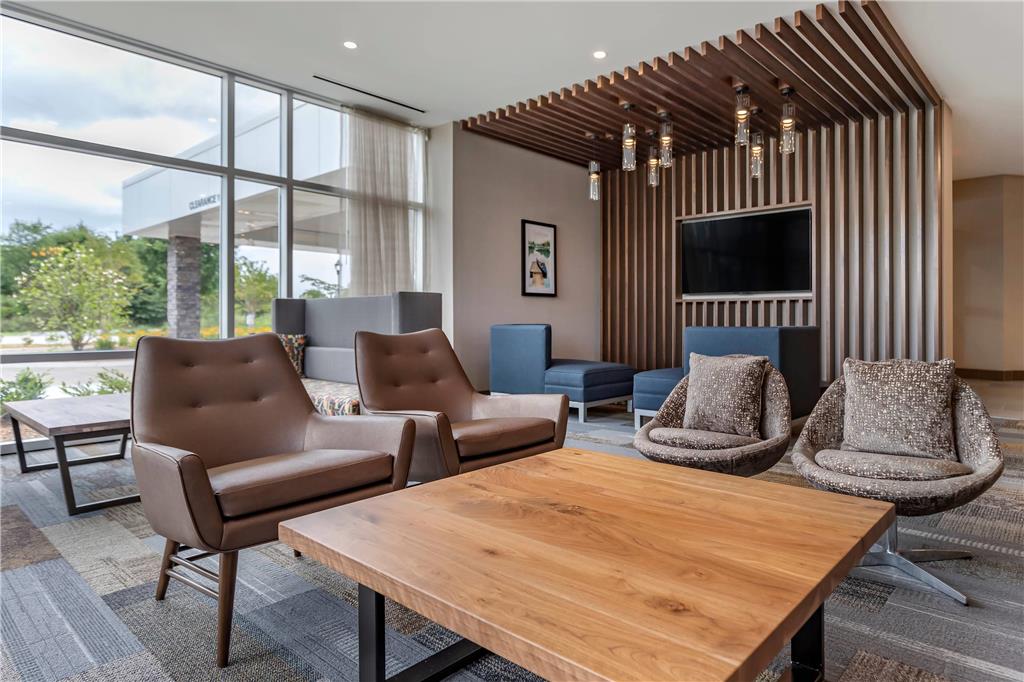 DoubleTree by Hilton Greenville Woodruff Road - photo 8
