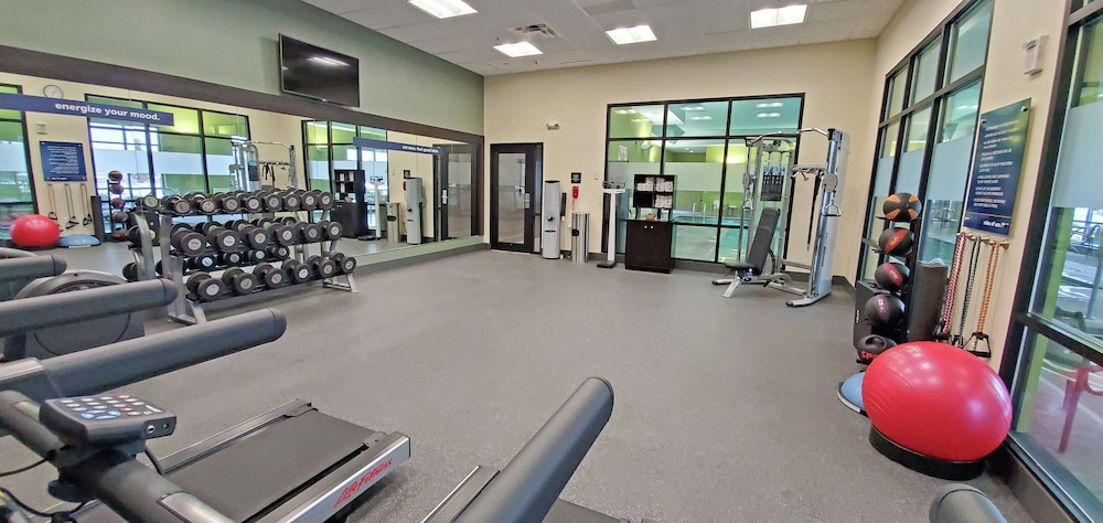Hampton Inn Kearney - photo 40