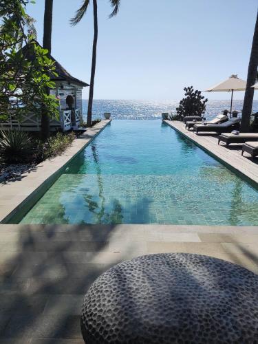 Villa Pantai Matanai — 4-Star Luxury Hotel in Kubu, Indonesia