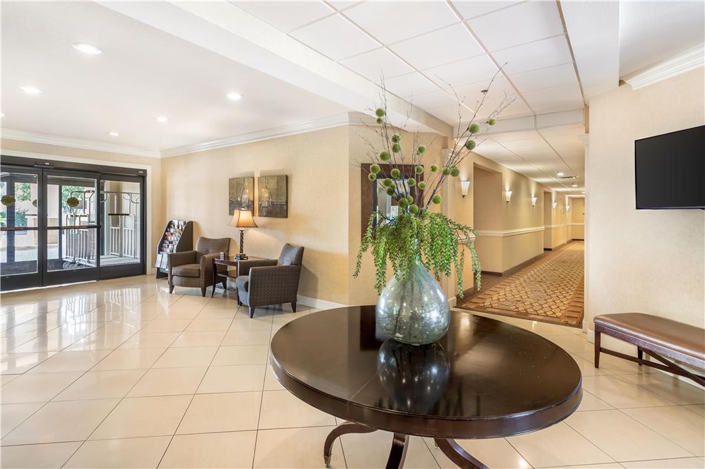 Best Western Plus Valdosta Hotel & Suites - photo 6