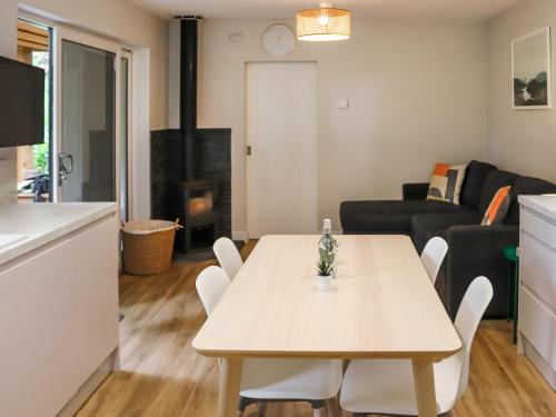 Menai Lodge Uk47604 — 4-Star Luxury Hotel in Caernarfon, United Kingdom