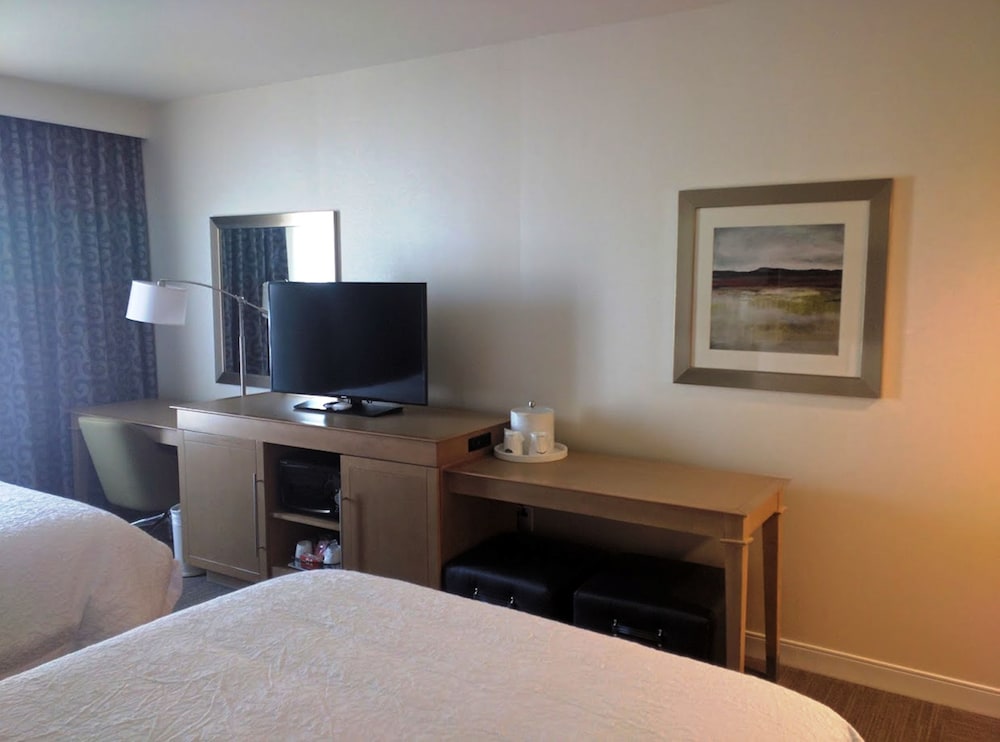 Hampton Inn & Suites Tempe Phoenix Airport AZ - photo 13