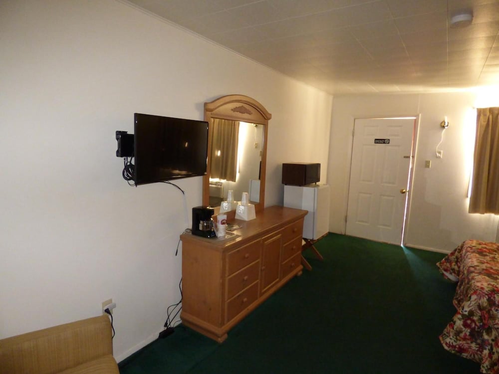 Carrizozo Inn - photo 10