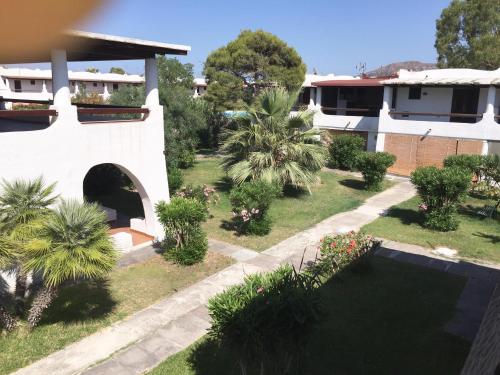 Hola Vulcano - carbon neutral hotel in Unknown City