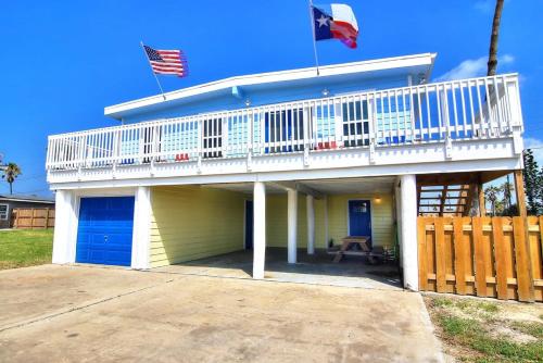 Nauti Mermaid — 4-Star Luxury Hotel in Port Aransas, United States