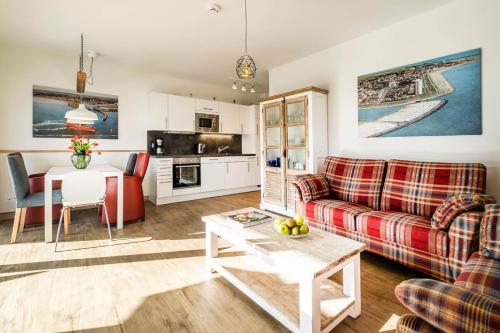 Haus Strandläufer Apartment 1 6 DeichLounge — 4-Star Luxury Hotel in Busum, Germany