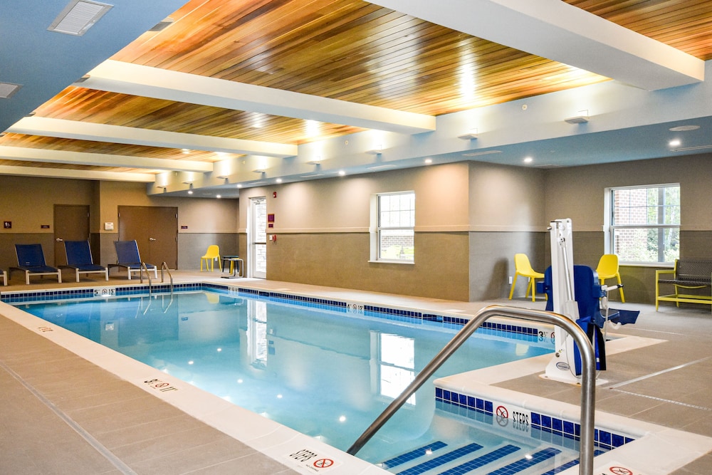 Home2 Suites by Hilton North Conway - photo 60