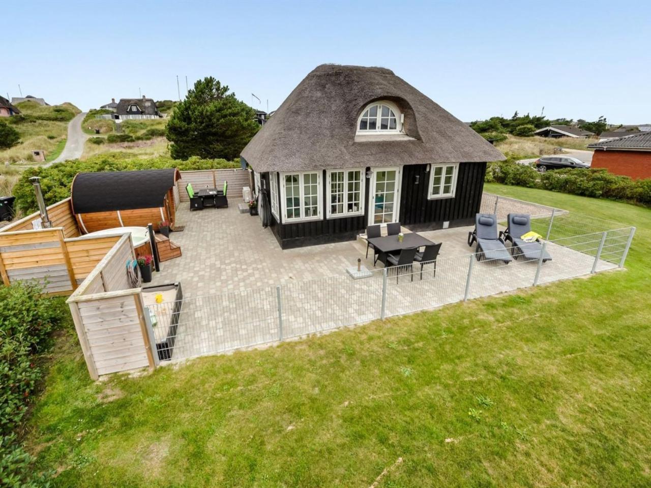 Holiday Home Ulva 400m from the sea by Interhome — 4-Star Luxury Hotel in Ringkobing, Denmark