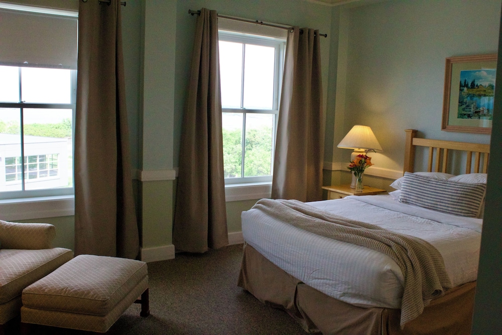 The McKernan Inn - photo 24