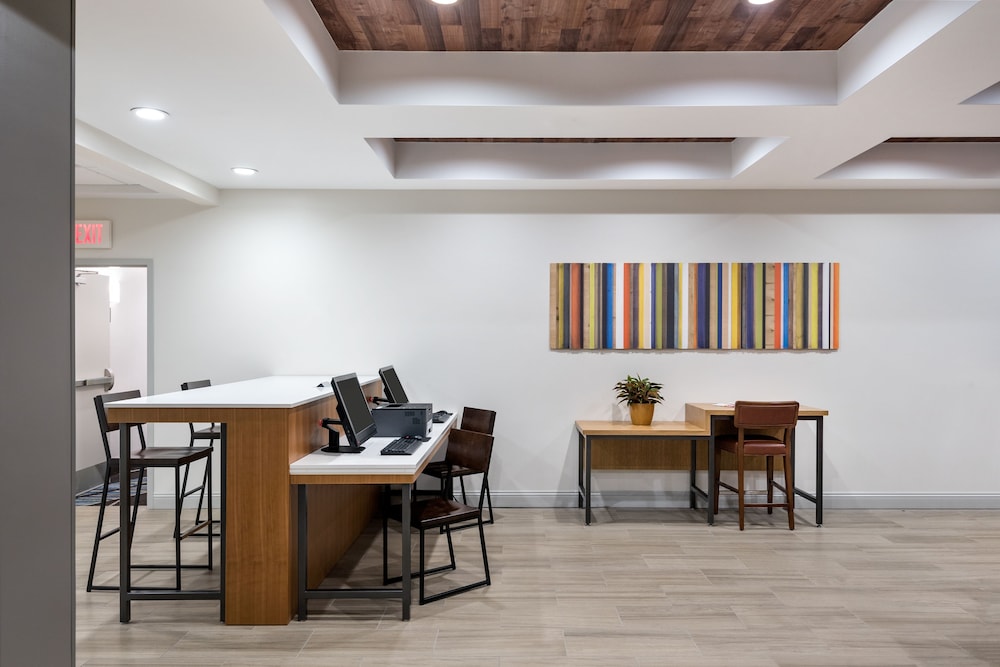 Holiday Inn Express & Suites Florence I 95 & I 20 Civic Ctr by IHG - photo 40