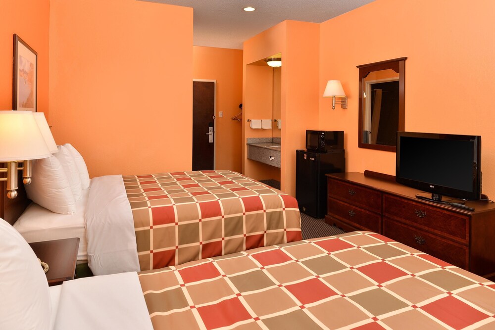Executive Inn & Suites Breaux Bridge LA - photo 10
