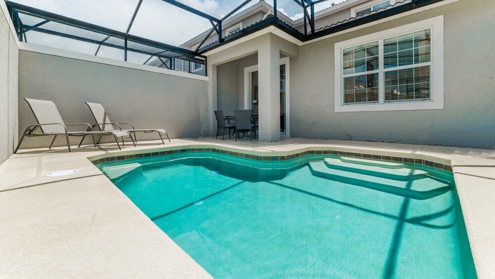 Grhdog9031 Champions Gate Resort 5 Bed 4 Baths Townhouse - photo 25