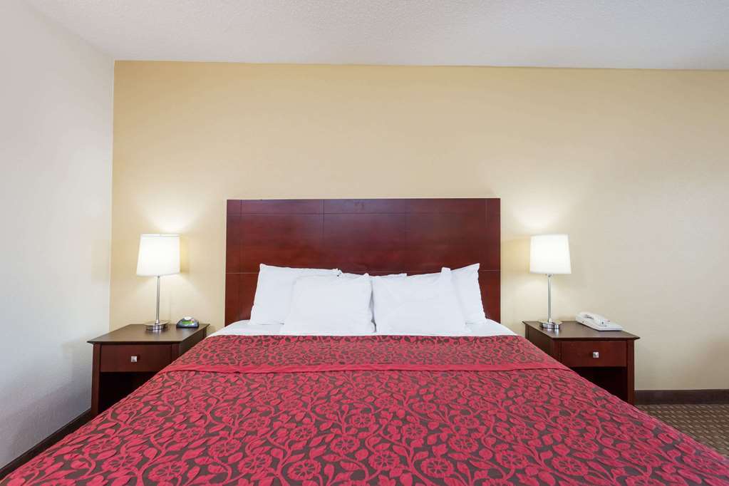 Days Inn by Wyndham Reidsville - photo 11