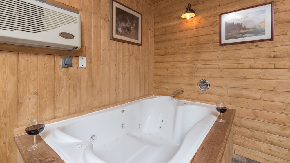 Upper Canyon Inn & Cabins - photo 141