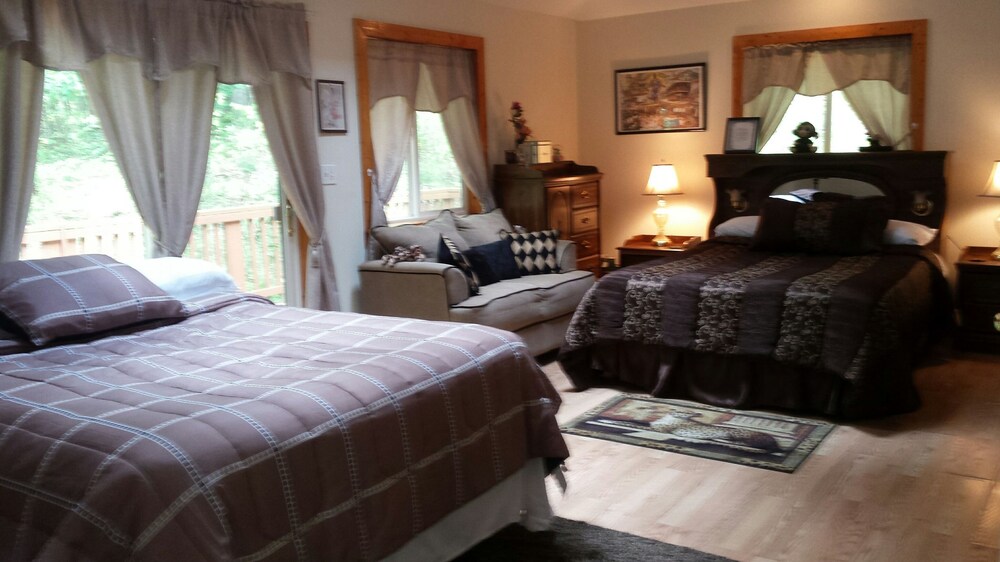 Nel's Place — hotel in Corning