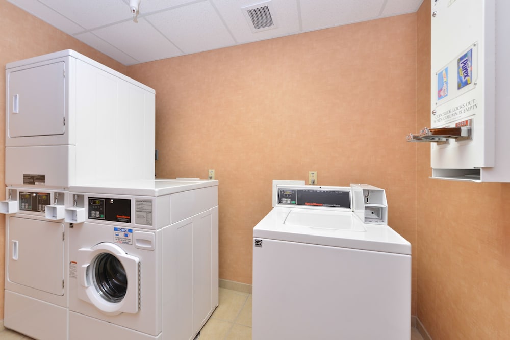 Holiday Inn Express Rawlins by IHG - photo 21