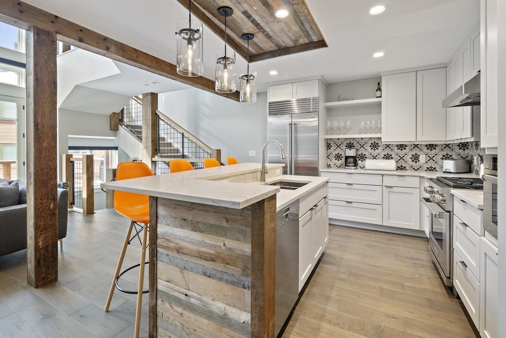 4BR Sterling Spruce Peak - photo 8