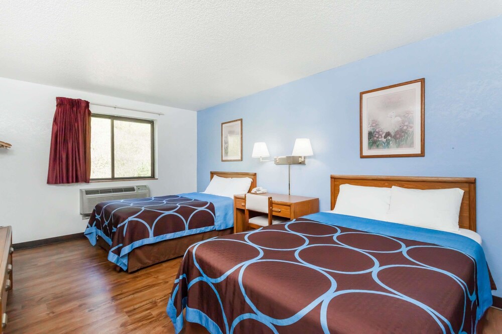 Super 8 by Wyndham Norwich - photo 5