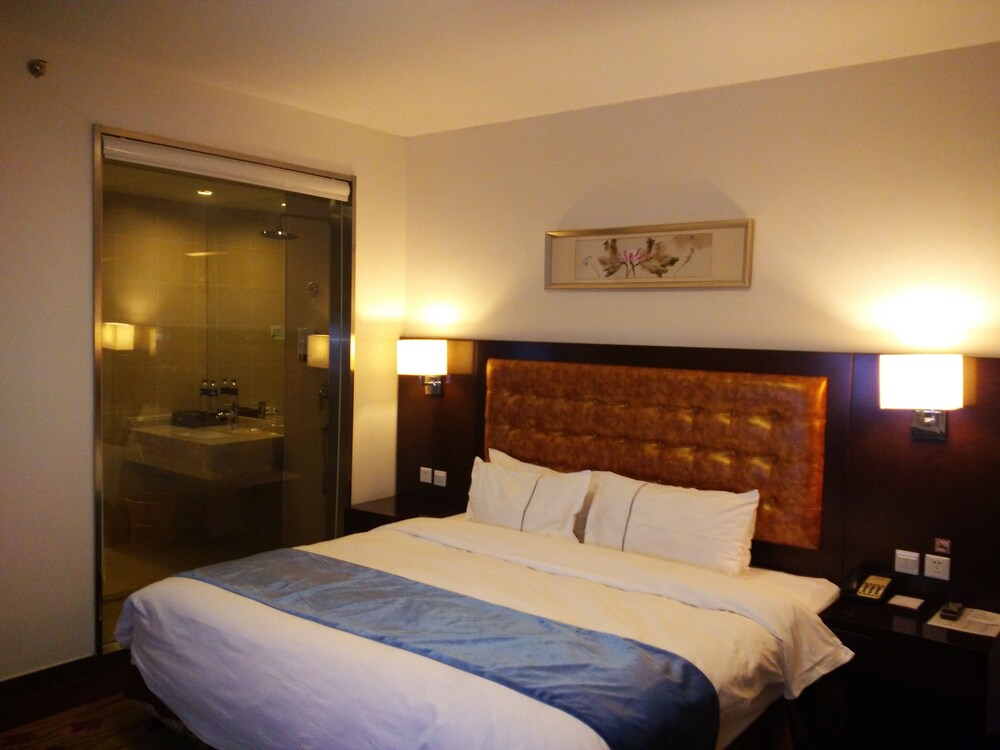 UrCove by HYATT Shanghai Jinqiao Center — 4-Star Luxury Hotel in Shanghai, People's Republic of China