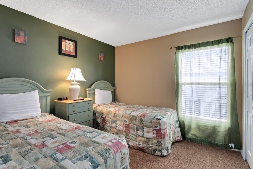 Emerald Island Resort 4 bed 3 Bath With Pool spa - photo 6