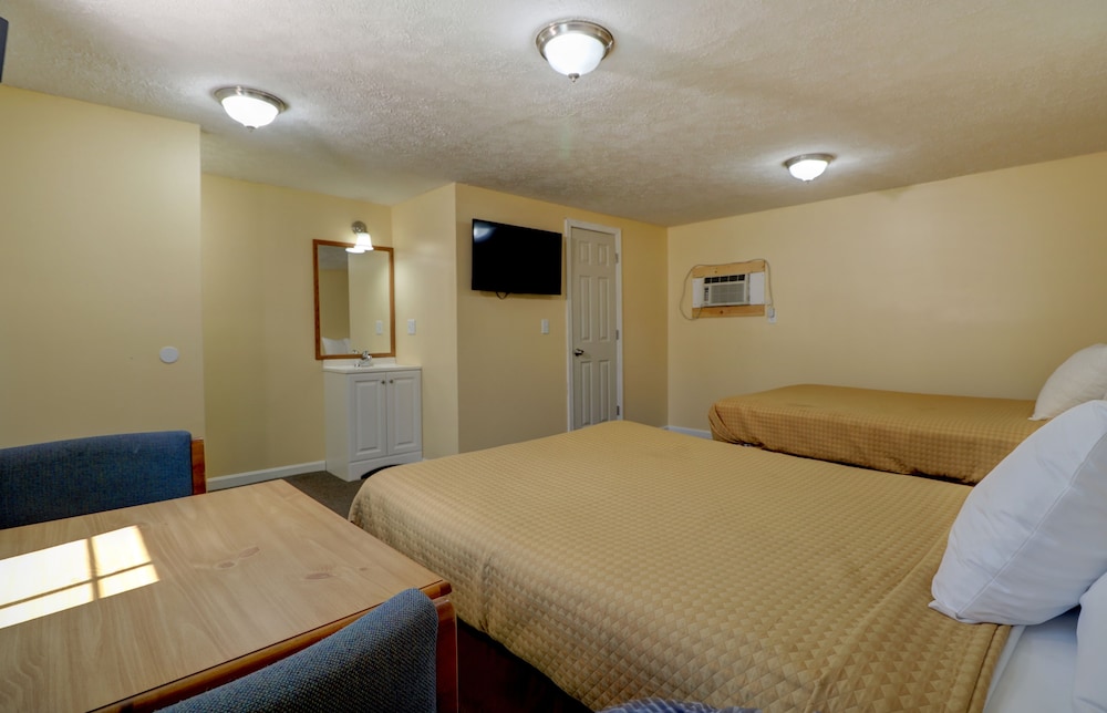 Brookside Motel And Cottages - photo 9