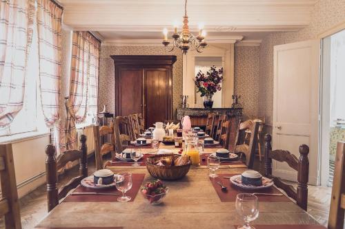 Chateau De Grosfy in Rouen, France