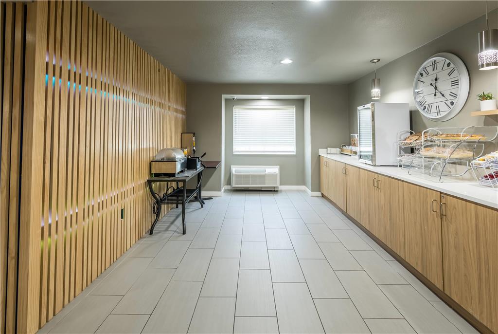 Microtel Inn & Suites by Wyndham Cheyenne - photo 49