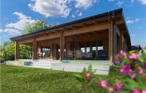 Beautiful Home In Donje Taboriste — 4-Star Luxury Hotel in Slunj, Croatia