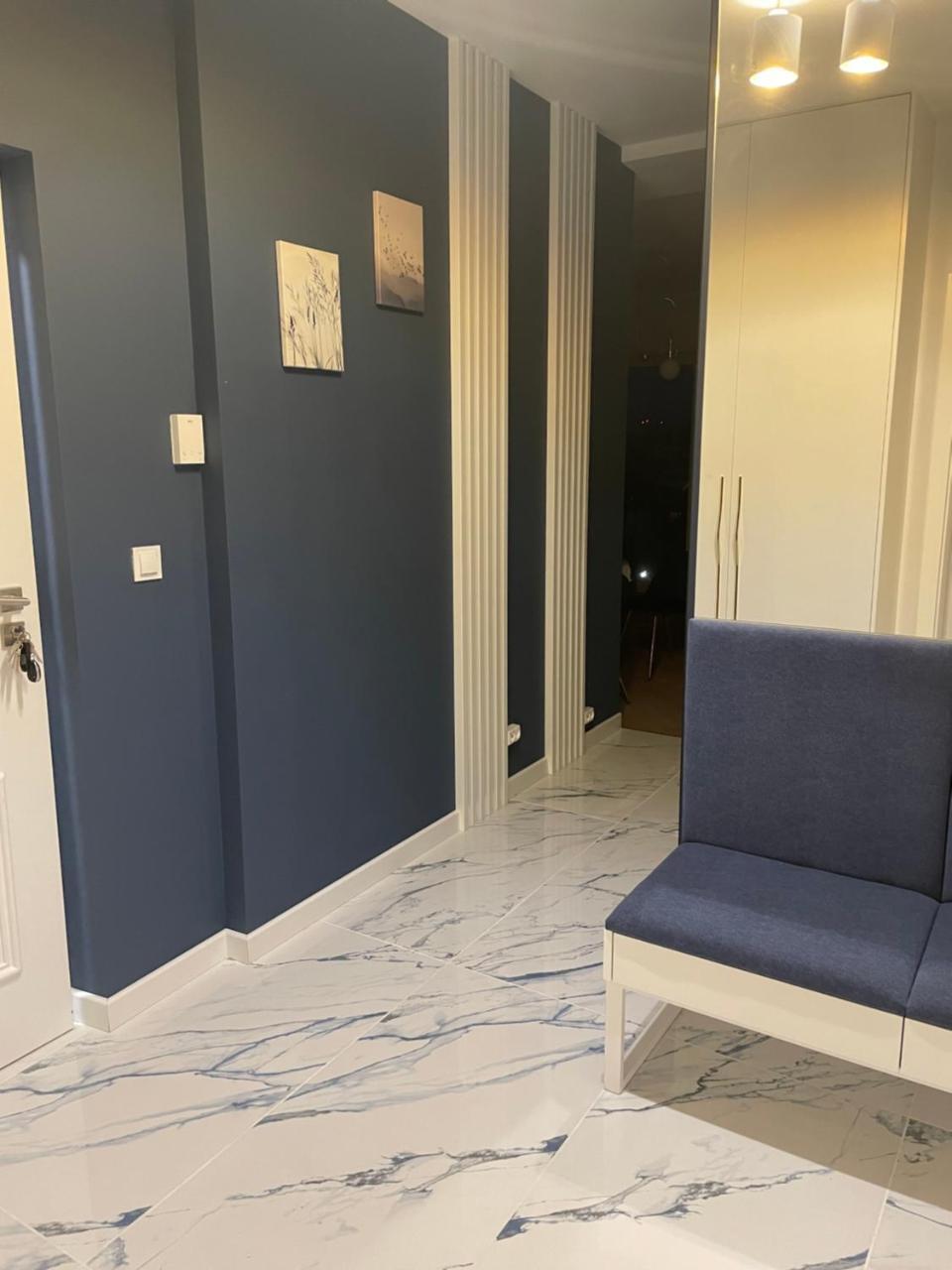 Nowy Apartment Przy Placu Szembeka — 4-Star Luxury Hotel in Warsaw, Poland