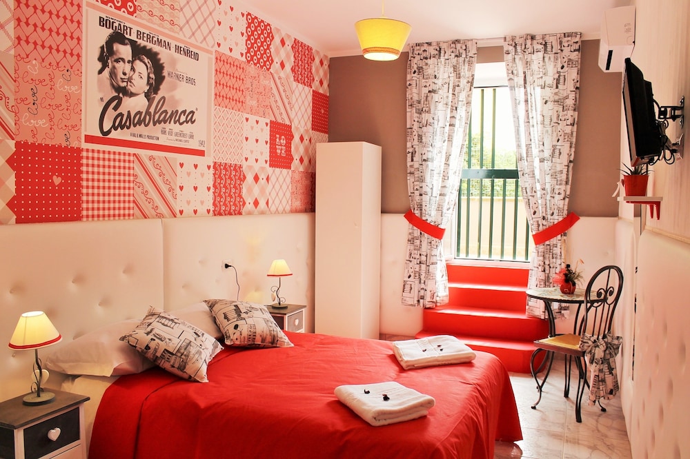 I Love Piramide - last minute hotel in Rome