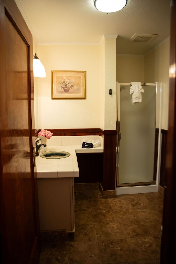 Miranda Gardens Resort - photo 188