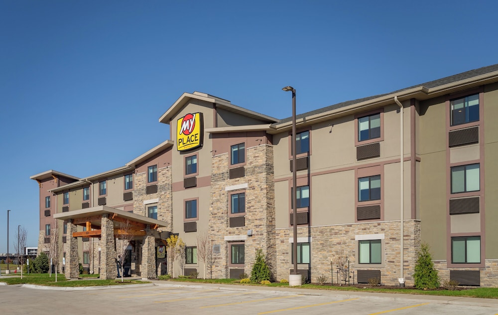My Place Hotel East Moline Quad Cities IL — hotel in East Moline