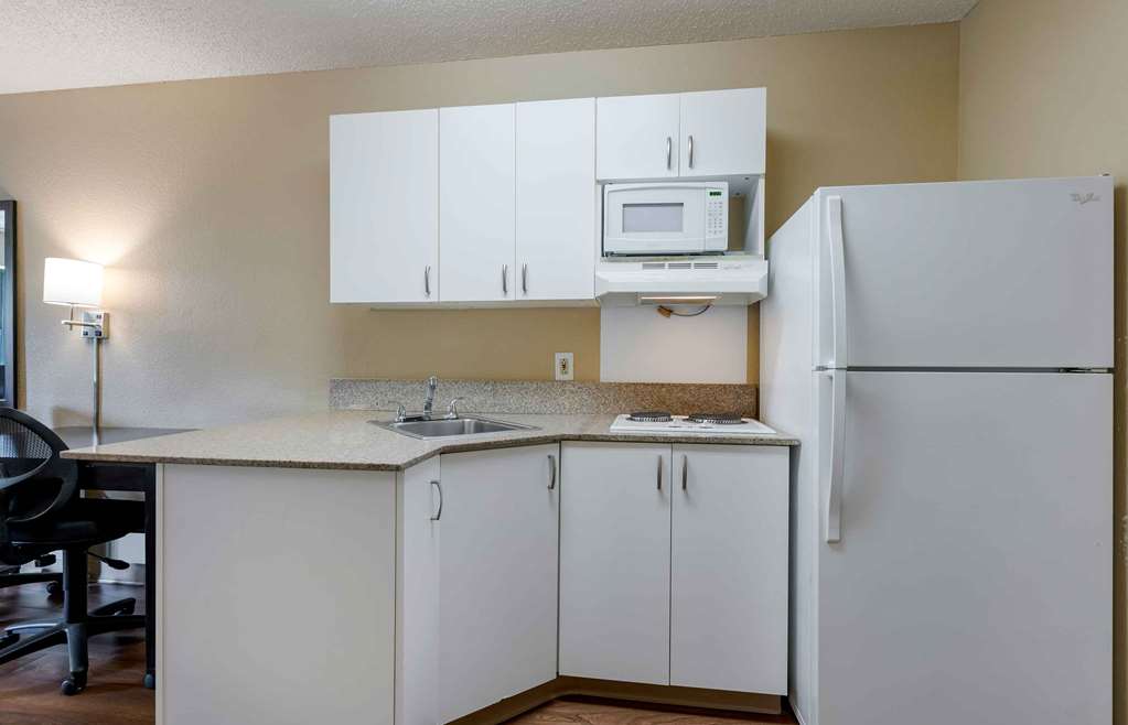 Extended Stay America Suites Pleasant Hill Buskirk Ave - photo 23