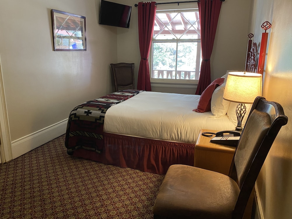 The Historic Redstone Inn - photo 8