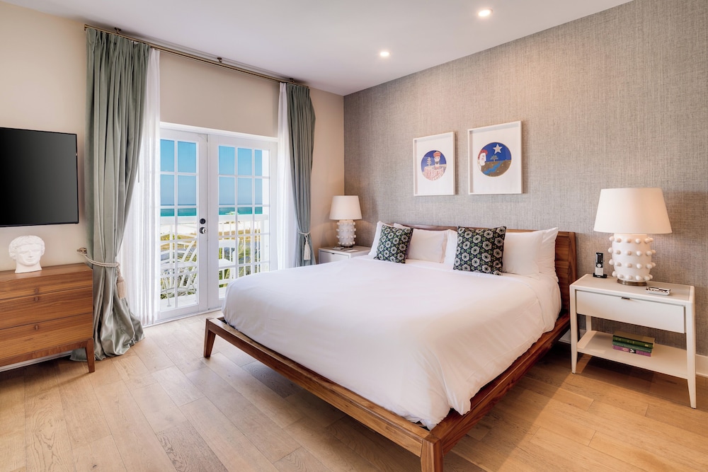 The Savoy Hotel & Beach Club - photo 30