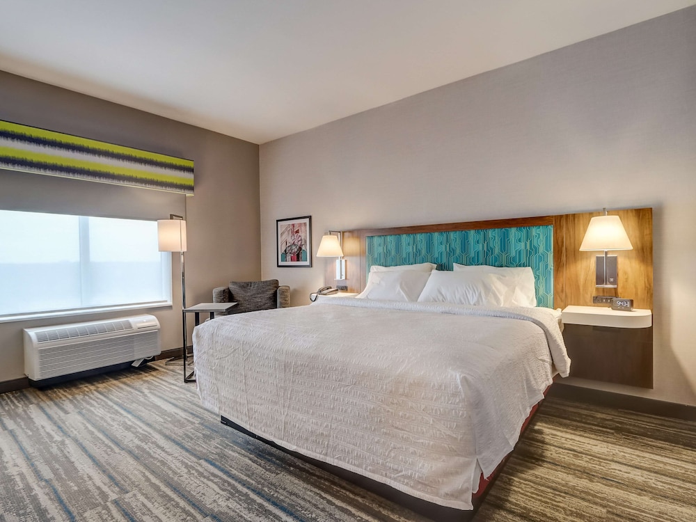 Hampton Inn and Suites by Hilton Cincinnati Midtown Rookwood - photo 16