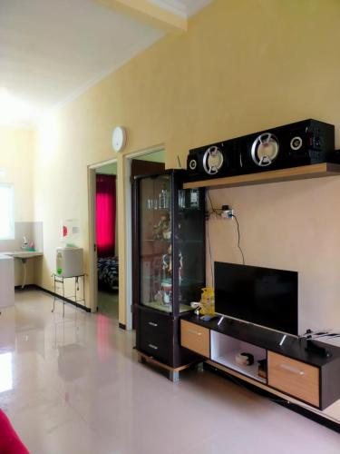 Villa Labella BNS Batu — 4-Star Luxury Hotel in Malang, Indonesia