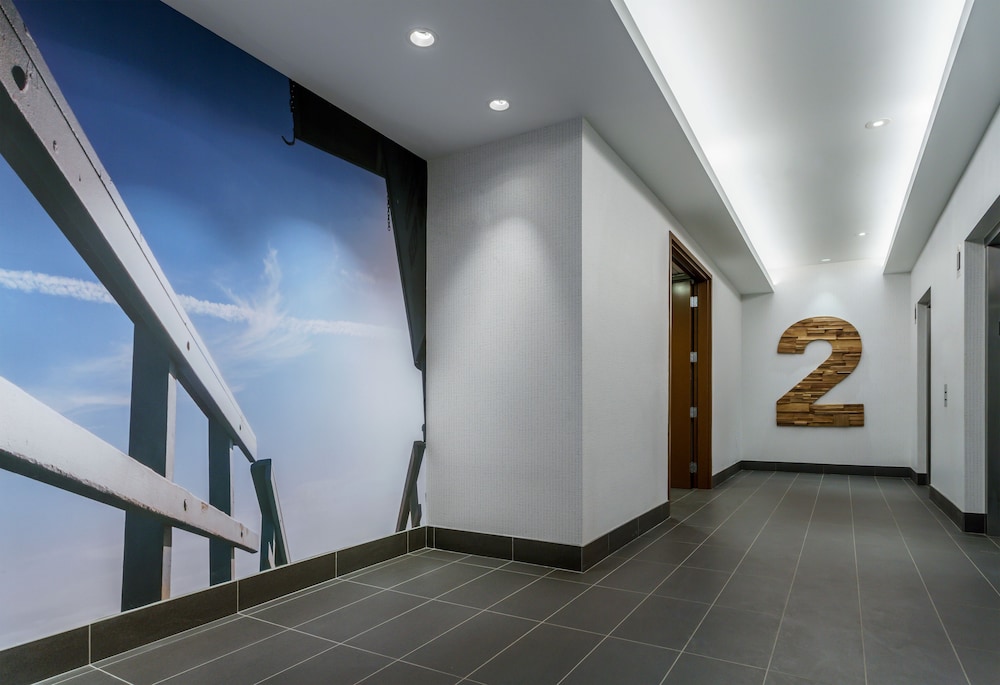 Hampton Inn & Suites Santa Monica - photo 47