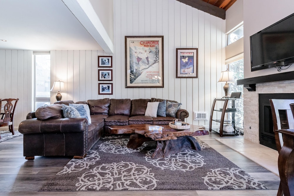 Chamonix 88 — 4-Star Luxury Hotel in Mammoth Lakes, United States