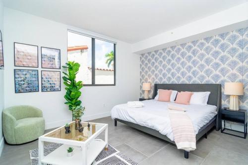 Centrally Located 1BR with King Bed Near Brickell Airport Downtown and Wynwood — 4-Star Luxury Hotel in Miami, United States