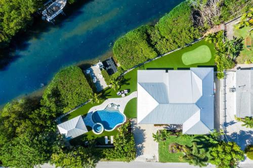 Lavender Lagoon — Anna Maria — photo 2