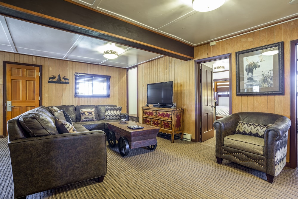 Grand Lake Lodge - photo 33