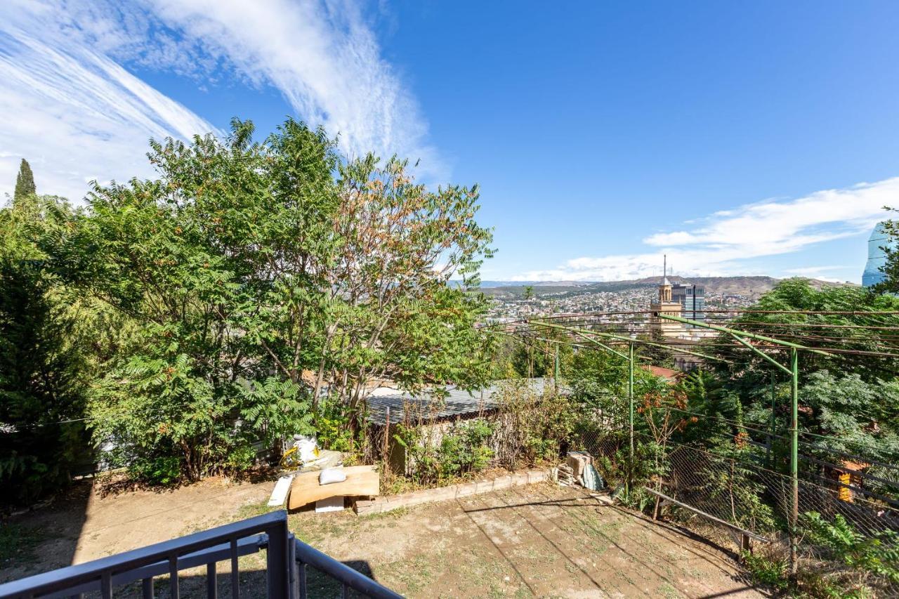 Central Tbilisi Apt with City Views by Wehost
